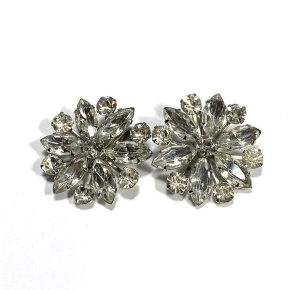 Vintage Clip Ons Clips Silver Tone Crystal Rhinestones Pronged Estate - Picture 1 of 9
